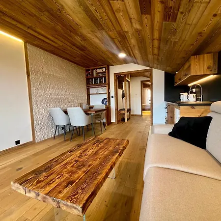 Attique - Vue Plongeante Sur Le De La Moubra Daire