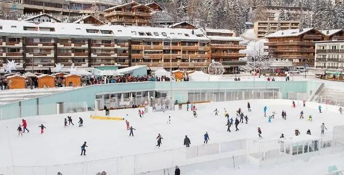 Attique - Vue Plongeante Sur Le De La Moubra *